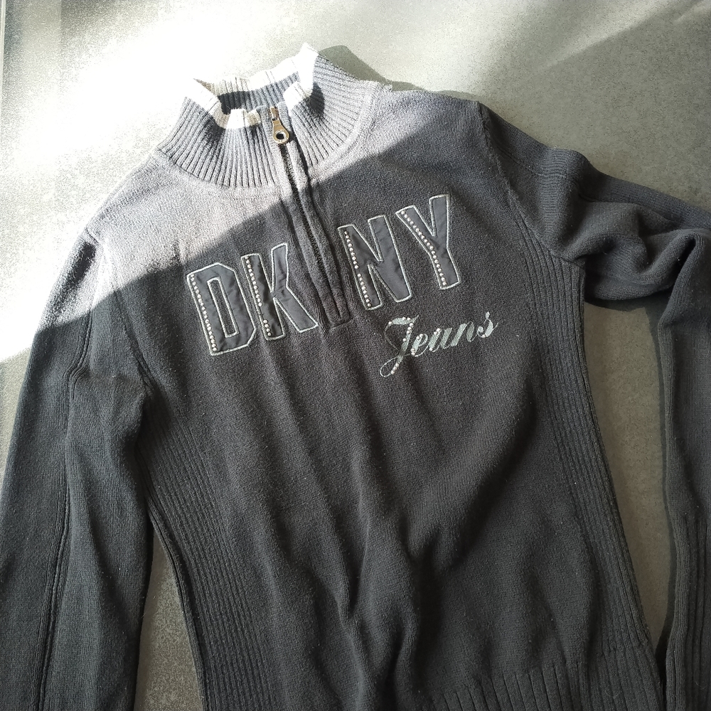 Y2K DKNY Sweatshirt XS